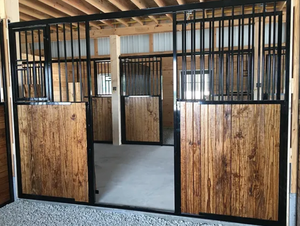 Seepoem متين 4 متر * 4 متر أسود معدني خشبي حصان مستقر 12 قدم * 12 قدم صندوق حصان مع تهوية جيدة حالة جديدة مأوى الحصان - Product Image 5