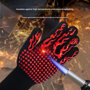 قفازات OM18 مقاومة للحرارة العالية مصنوعة من السيليكون والأراميد، مقاومة للهب وغير قابلة للانزلاق، مناسبة للخبز والشواء - Product Image 4