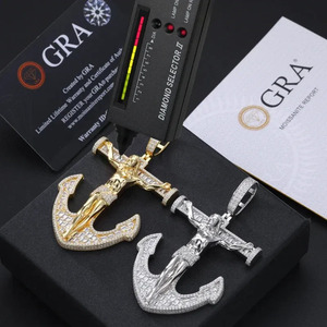 Colgante de cruz con ancla chapado en oro con piedras de moissanita, amuleto religioso cristiano para hombre, joyería hip hop con incrustaciones de diamantes. - Product Image 5