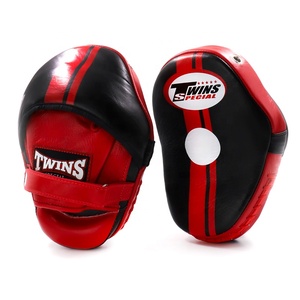 Twins Nuevo Diseño, Guantes de Boxeo Curvos Amarillos para Protección en Kickboxing, Guantes de Entrenamiento de Artes Marciales OEM, Almohadillas de Boxeo - Product Image 3