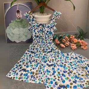 ชุดเดรสผู้หญิงมีสไตล์ราคาไม่แพง-วัสดุนิ่มพร้อมลายดอกไม้และลายคลาสสิกสีสันสดใสดูทันสมัย - Product Image 4