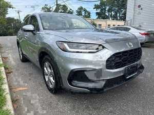 HR-V LX AWD 2023 d'occasion en excellent état, sièges en cuir, intérieur clair, régulateur de vitesse adaptatif intelligent, sans accident - Product Image 3