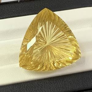 ลูกแพร์ตัดเหลี่ยมเพชรพลอยควอตซ์ธรรมชาติที่สวยงามเอฟเฟกต์การเปลี่ยนสี - Product Image 3