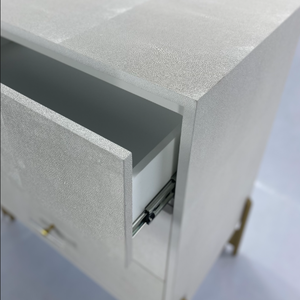 Mesitas de Noche Modernas Plegables y Extensibles con Acabado Imitación Piel de Tiburón, Muebles para Sala de Estar, 3 Cajones, Aparador Decorativo - Product Image 4