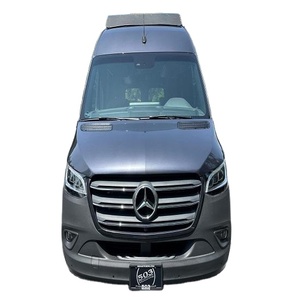 SPRINTER 2500 4x4 2024 Extrêmement Propre, Sièges en Cuir, Caméra Arrière, Toit Ouvrant, Phares LED, Prêt à être Expédié - Product Image 1