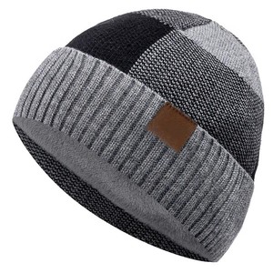 Gorro de Punto Jacquard con Estampado Digital de Moda Urbana, Unisex, con Logotipo Personalizado y Material 100% Acrílico - Product Image 4