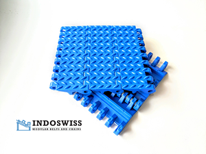 Banda Transportadora de Superficie Rugosa, Diseño a Cuadros de Alta Resistencia para Manejo de Materiales, Uso Industrial con Alta Adherencia y Durabilidad - Product Image 2