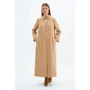 Manteau classique en tissu camel pour l'automne - Product Image 1