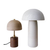 Lampe de table Boaz, design européen moderne et élégant, 20 pouces, écologique, à intensité variable, en fer texturé noir, pour la maison et la chambre à coucher