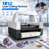 Machine de découpe laser CO2 haute vitesse 1812 pour la découpe en gros de tissus de maillots de sport, de tentes et de vêtements de cyclisme