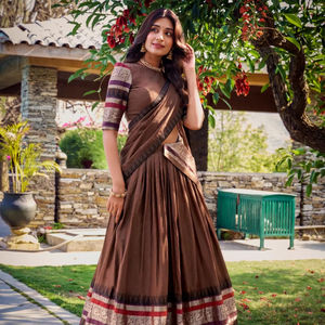 FashionHarbour Bulk Bollywood Style Designer Chanderi Silk Lehenga Choli Zari Dupatta para Bodas de verano Fiestas Celebraciones - Product Image 1