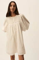Robe Courte Blanche Unie Style Bohème en Coton à Col Rond avec Broderie Machine Manches Courtes Écologique Lavable Respirante