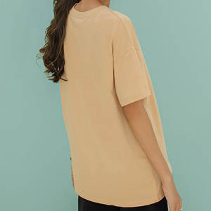 Camiseta de Bambú para Mujer al por Mayor, de Alta Calidad, OEM, Cuello Redondo, Manga Corta, Estilo Casual, Color Piel, Color Sólido - Product Image 4