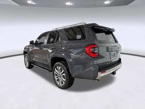 Petit budget ! Toyota 4Runner i-FORCE MAX-T.R.D OffRoad Hybride 4x4 I6 Automatique 2025 d'occasion avec sièges en cuir – SUV / Crossover - Product Image 4