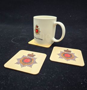 Ensemble de sous-verres en bois naturel sous-verres rustiques pour boissons chaudes et froides Options gravées personnalisées disponibles - Product Image 2