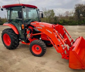Tractor Utilitario Compacto 4WD L3560 2020 con Motor y Bomba de Primera Calidad, Alta Productividad y Rendimiento Versátil - Product Image 1