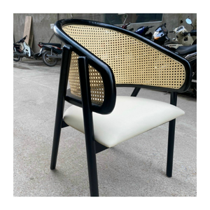 Chaise d'oeuf en rotin d'osier faite à la main avec le support Chaise d'oscillation extérieure de patio Conception durable et élégante/chaise de rotin naturel - Product Image 2