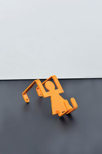 מתלה יחיד רב תכליתי לגברים/נשים, דביק, מתקפל, לתלייה מאחורי דלת ארון עם ווים ניתנים להסרה. - Product Image 4