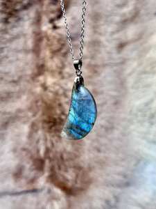 Pendentif Labradorite vintage élégant bijoux en pierre naturelle serti de lunette plaqué or pour cadeau de fiançailles - Product Image 6