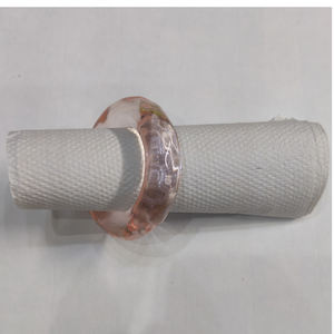 Ensemble de ronds à serviette en résine multicolore de la meilleure conception Vaisselle multiforme pour la maison et le restaurant Cuisine Nouveau style de vaisselle - Product Image 4