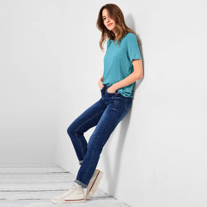 เสื้อยืดลำลองผู้หญิงดีไซน์สวย ขายส่ง ผ้าฝ้าย 100% หรือผ้าผสมโพลีเอสเตอร์ รับสกรีนโลโก้ ระบายอากาศได้ดี คุณภาพสูง - Product Image 4