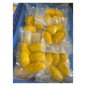 Mangue congelée pelée et coupée en dés, brillante et délicieuse, emballée pour congélation rapide et exportation par voie maritime ou aérienne - Product Image 1
