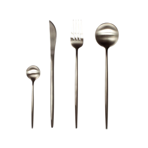 Ensemble de couverts modernes pour servir le dîner ou le déjeuner à l'hôtel, à la maison et au restaurant, avec cuillère, fourchette et couteau. - Product Image 1