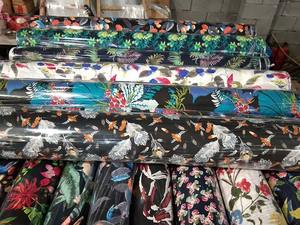 Stock lote fábrica precio al por mayor proveedor 45S 100 rayón tela impresa digital - Product Image 3