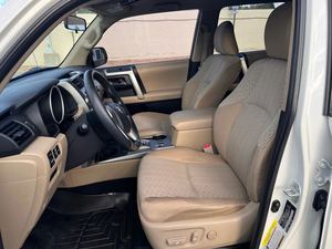 โตโยต้า ฟอร์จูนเนอร์ SR5 ปี 2010 มือสอง เครื่องยนต์เบนซิน/ไฟฟ้า เกียร์อัตโนมัติ/ธรรมดา เครื่องยนต์ 4 ลิตร ยาง 16 นิ้ว เบาะหนัง กล้องมองหลัง พวงมาลัยซ้าย - Product Image 6