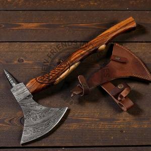 Hache à pointe en acier Damas forgé de qualité supérieure, durable, pour le bushcraft et le camping, avec manche en bois de rose et étui en cuir pour projets de bricolage - Product Image 4