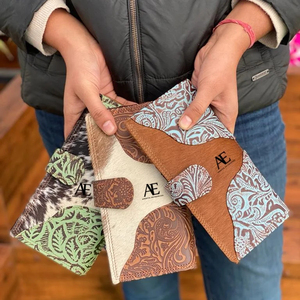 Nouveau Style occidental sculpture embrayage élégant fourrure de vachette en cuir gaufré coque de téléphone nouveau Design couleur verte portefeuilles en cuir occidental - Product Image 1