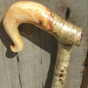 Precio de CAMPING Bastón de madera ajustable con múltiples nudos Bastón de madera fuerte para ancianos por Standard International - Product Image 1