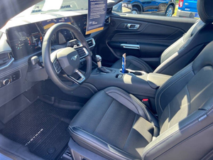 F.o.r.d. 2024 Mustang GT Premium Wagon con Volante a la Izquierda - Product Image 3