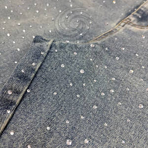 Ropa de verano de moda para hombres Pantalones cortos de mezclilla con diamantes de imitación Nuevo diseño con logotipo personalizado Pantalones cortos de mezclilla para hombres Precio al por mayor - Product Image 5