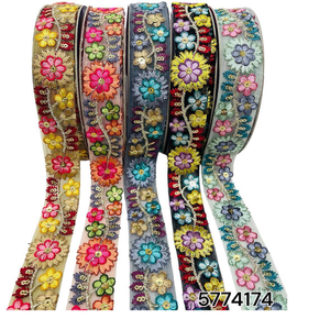 Bordado floral hecho a medida en cinco formas de color en diseños de flores para diversos fines en 1,25 pulgadas de ancho en colores brillantes - Product Image 1