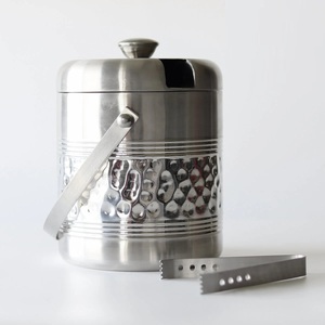 Pince à seau à glace en acier inoxydable finition dorée de style vintage pour bar de fête Taille personnalisable et motif floral - Product Image 5