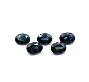 Saphir bleu naturel australien certifié GTC 2 CT 4-6 MM pierres précieuses à facettes en vrac avec jeu de couleur pour la fabrication de bijoux - Product Image 1