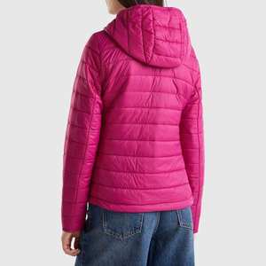 Chaquetas Acolchadas para Mujer, Diseño Moderno, Color Rosa Oscuro, 100% Poliéster, Relleno de Algodón, Estilo con Cremallera, Capucha, Abrigo Burbuja, OEM ODM - Product Image 3
