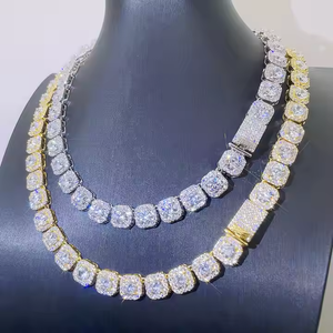 Cadena DE TENIS única de 18 pulgadas con diamantes de moissanita de corte redondo brillante en plata/Collar chapado en oro de 10K disponible en EE. UU. - Product Image 6