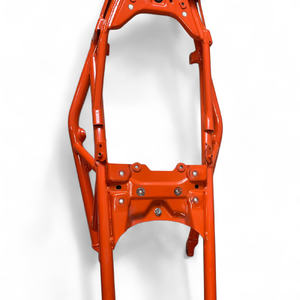 Sous-cadre arrière d'origine pour KTM Duke 125 2018 en orange, systèmes de carrosserie de moto en plastique et alliage d'aluminium, levier de frein PC - Product Image 1