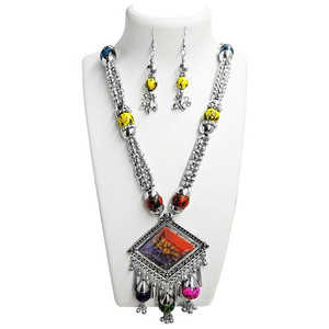 Jeweljunk spécial Navratri collier ensemble perles multicolores bijoux de mode 1110811 - Product Image 1
