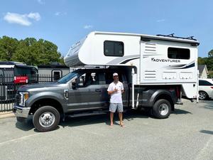 Camioneta ligera Camioneta Camper con cocina a la venta a EE. UU./MÉXICO/BRASIL con envío rápido - Product Image 3