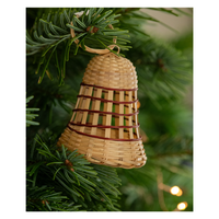 Cloches de Noël en rotin écologiques pour décor de vacances rustique
