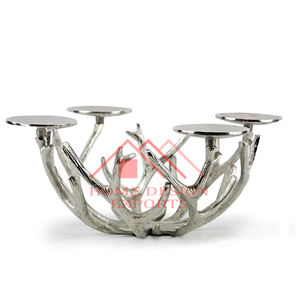 Linterna de vela de metal hecha a mano con acabado de plata de níquel, portavelas de Decoración de mesa de boda para el hogar de lujo - Product Image 1