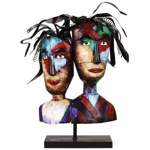 Figura Decorativa de Metal Colorida Hecha a Mano, Adorno Artístico Moderno para Oficina, Hogar y Decoración con Temática de Fantasmas - Product Image 1