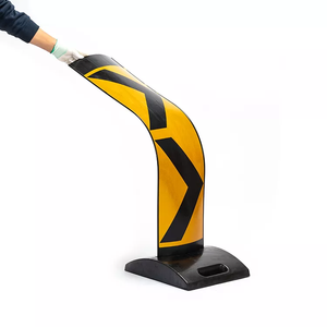 Conception incurvée de produit d'avertissement de trafic de chevron/délinéateur pliable en PE de 1140mm pour une meilleure visibilité - Product Image 3