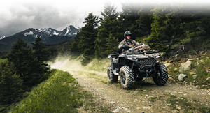 Nouvelles motos CForces 1000 Touringss 2026 en vente - Offre annuelle - Product Image 3