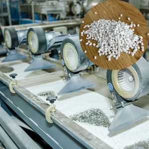 Pasokan pabrik CaCO3 pengisi kualitas tinggi produk tenun murah untuk bahan PP plastik <span class=keywords><strong>masterbatch</strong></span> - Product Image 1