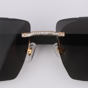 Mới nhất mang nhãn hiệu tùy chỉnh Iced Kính Bling moissanite kim cương UV400 nửa rim Kính mát cho nam giới phụ nữ sang trọng hộp bảo vệ. - Product Image 5