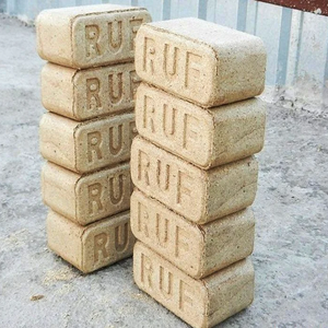 Charbon de bois en briquettes de sciure de bois 100% naturel et écologique, produit énergétique de haute qualité, livraison rapide pour les foyers, prix - Product Image 1